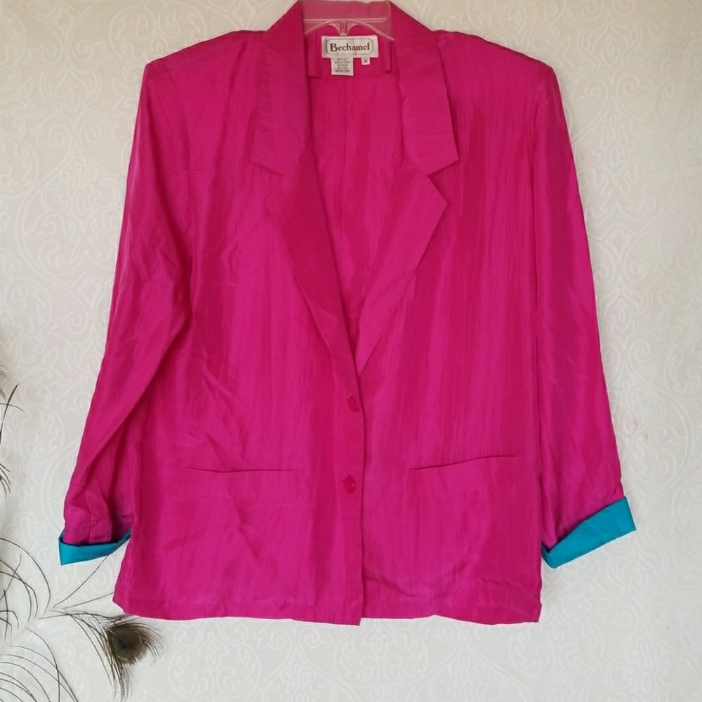 BECHAMEL 100%SILK BLAZER, SIZE M. !!